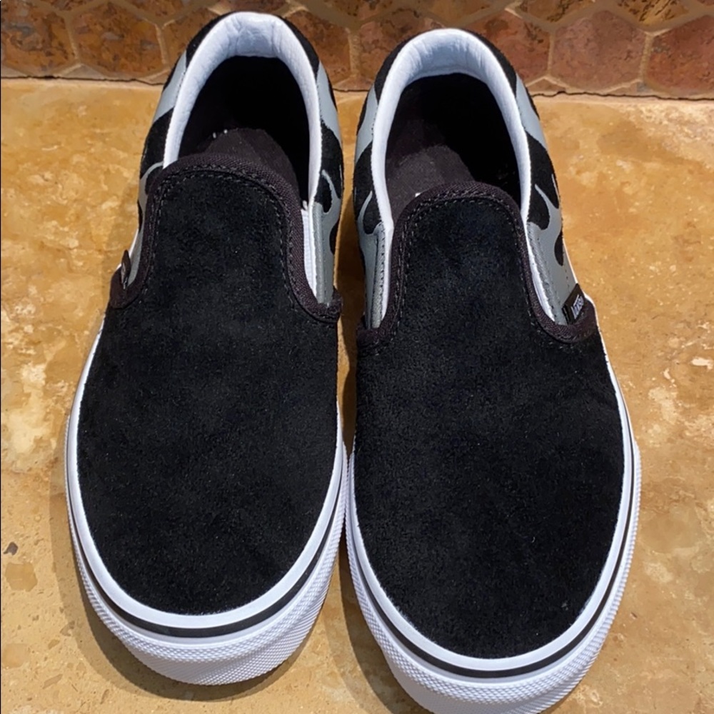 Boys Size 1.5 Van